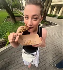 lilireinhart_1716326300_3373111947112837655_49067778.jpg