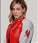 lilireinhart_1730156340_3489126734769795313_49067778.jpg