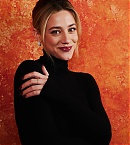 lilireinhart_1738008234_3554993195853711246_49067778.jpg