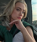 lilireinhart_1749495164_3651352547320818472_49067778.jpg